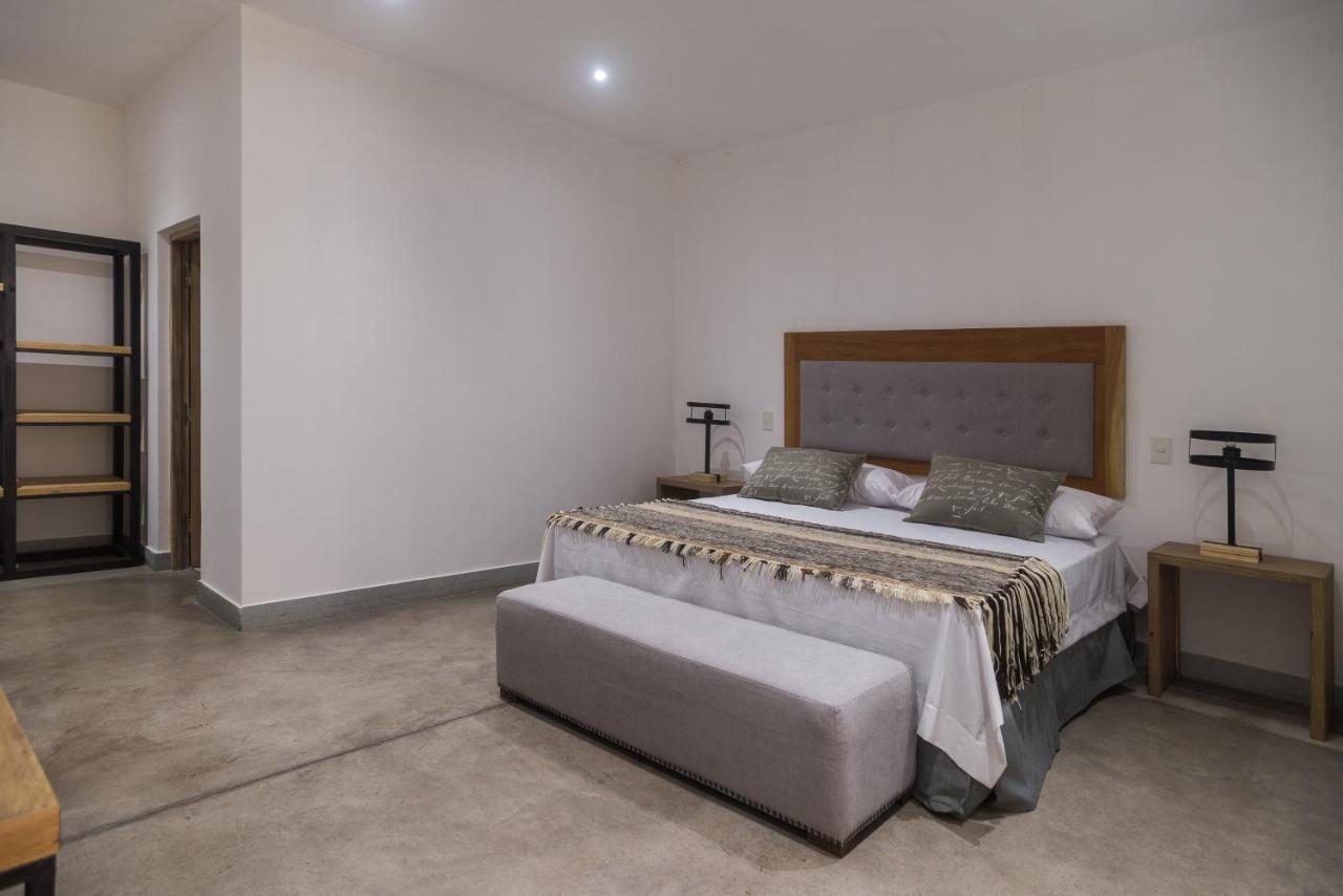 Haus Apart Hotel Сальта Екстер'єр фото