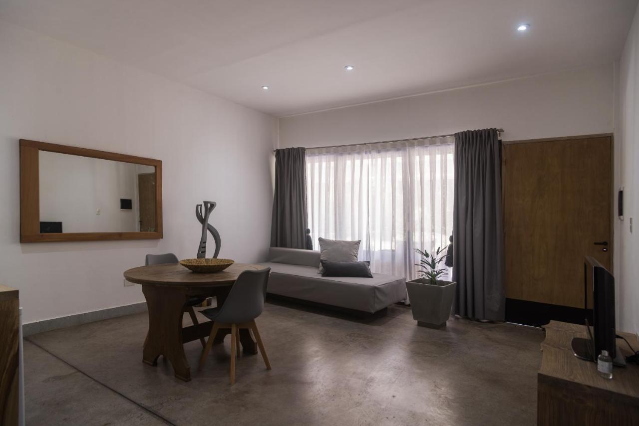 Haus Apart Hotel Сальта Екстер'єр фото