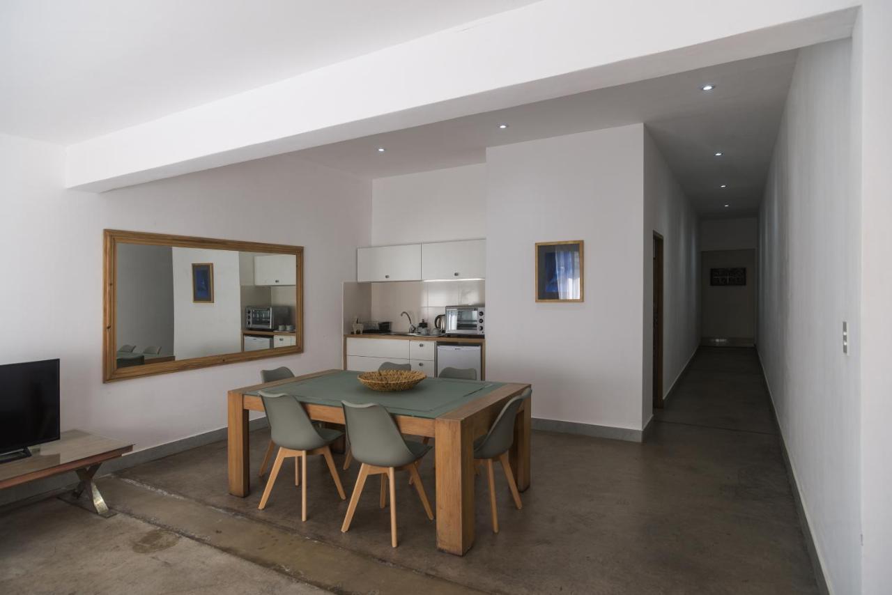 Haus Apart Hotel Сальта Екстер'єр фото
